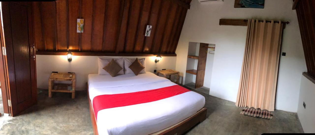 Tropical Sunday Bungalow - Surf And Stay Selong Belanak Extérieur photo